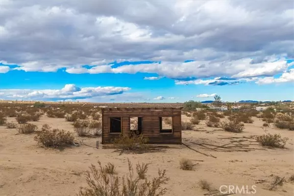 Twentynine Palms, CA 92277,68668 Old Chisholm TRL