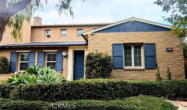 22 Ridge VLY, Irvine, CA 92618