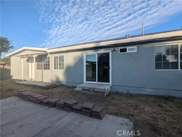 Garden Grove, CA 92840,11881 Old Fashion WAY