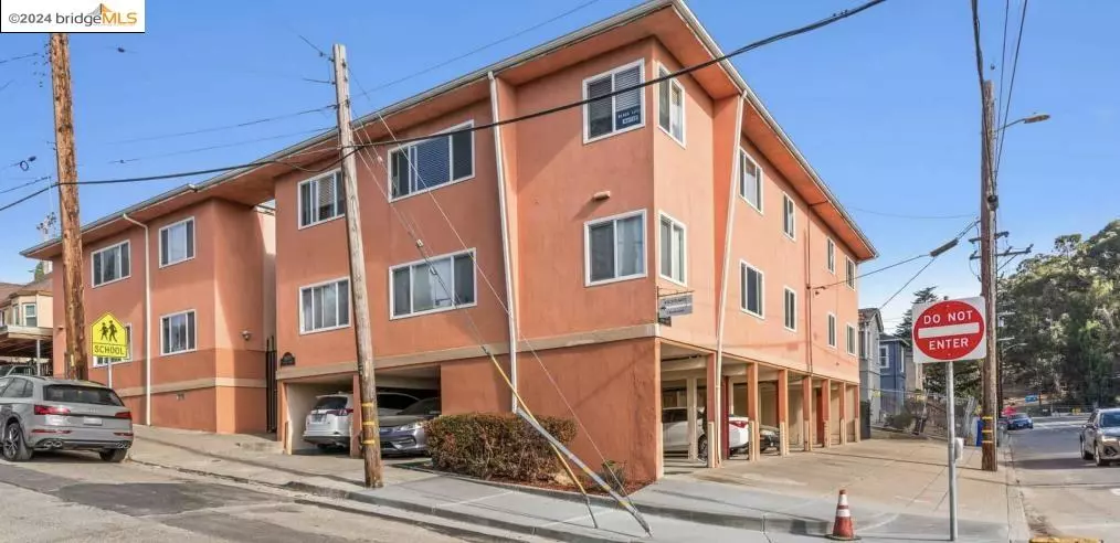 5470 Camden, Oakland, CA 94619