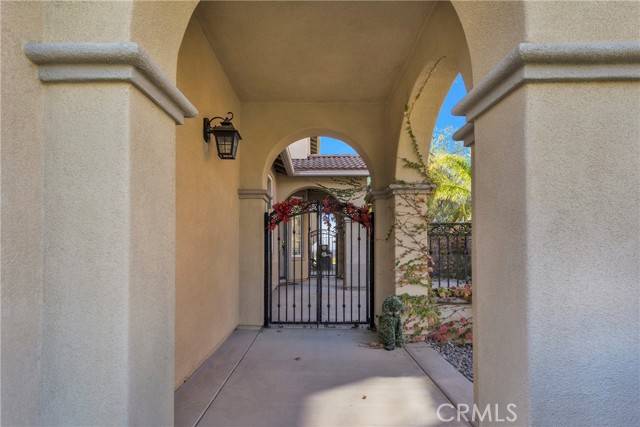 Riverside, CA 92503,16959 Broken Rock CT