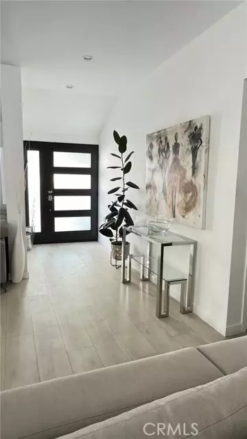 Woodland Hills, CA 91367,5357 Ellenvale AVE