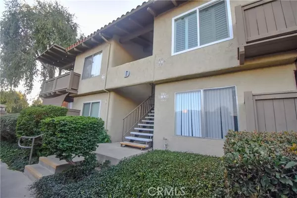 1345 Cabrillo Park DR D11, Santa Ana, CA 92701