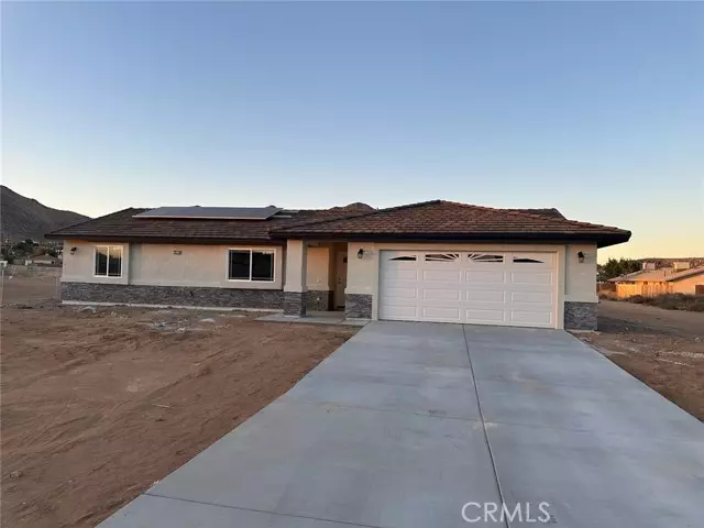 20218 Zuni RD, Apple Valley, CA 92307