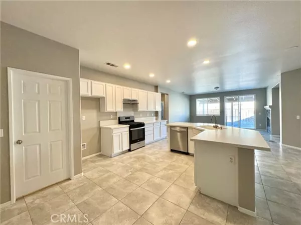 13232 Newport ST, Hesperia, CA 92344