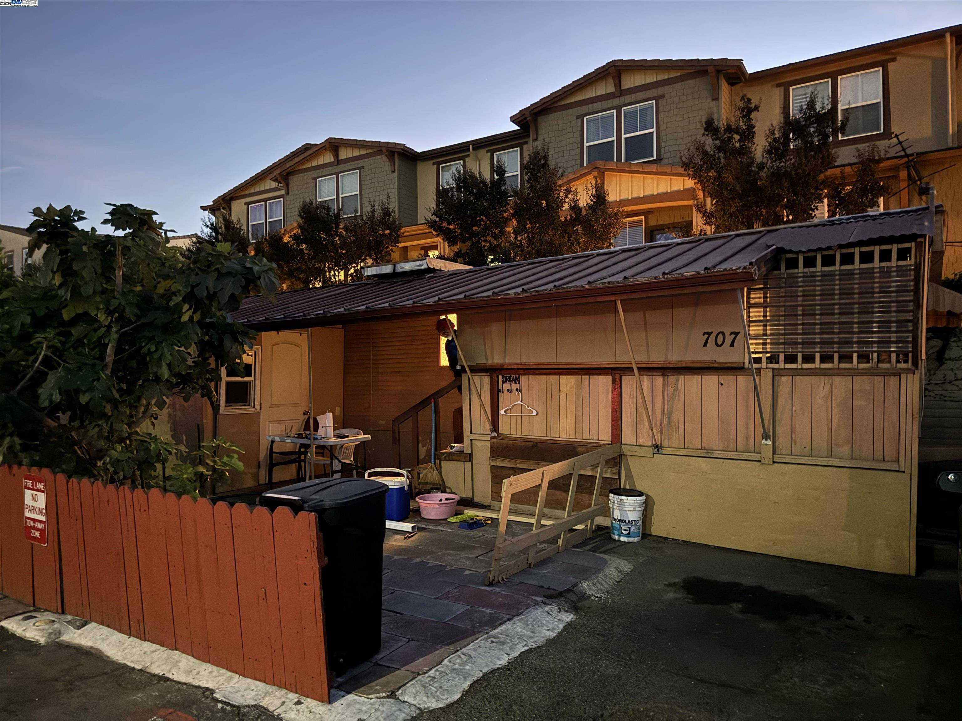 527 McLaughlin Ave 707, San Jose, CA 95116-3375