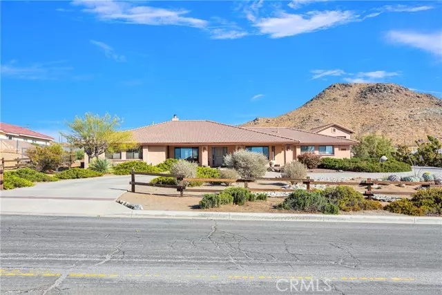 16585 Choco RD, Apple Valley, CA 92307