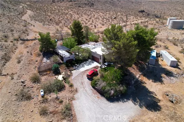 25691 Old Mine RD, Apple Valley, CA 92307