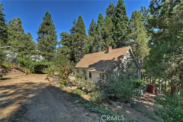 22911 Crest Forest DR, Crestline, CA 92325