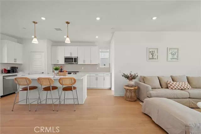 131 Ruby RD, Rancho Mission Viejo, CA 92694