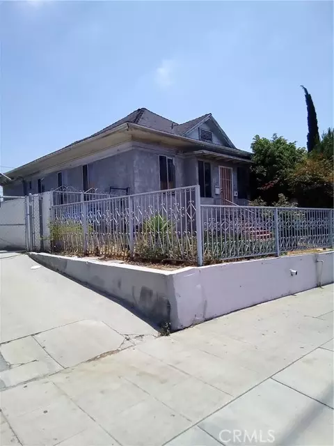 Los Angeles, CA 90029,1118 N Virgil AVE