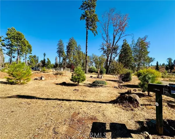 6124 Ripley LN, Paradise, CA 95969