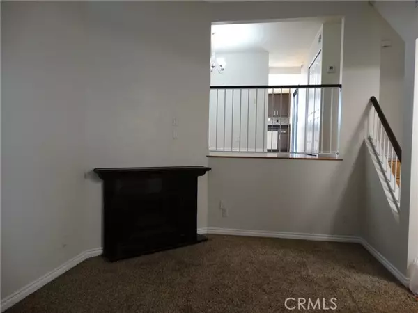 Carson, CA 90745,529 W 220th ST 33