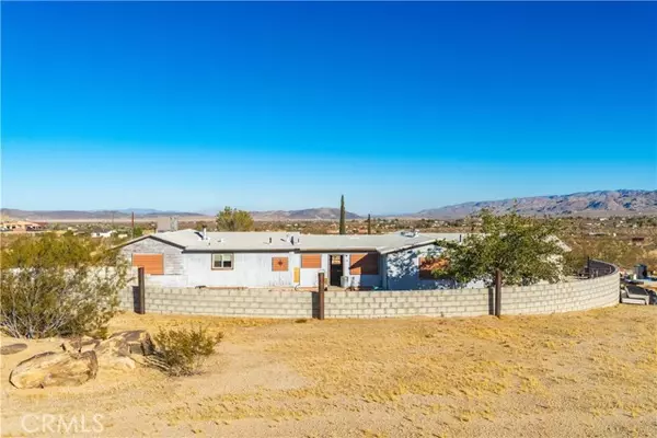 Joshua Tree, CA 92252,5177 Avenida Del Sol