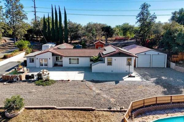 3465 Sunset Dr, Fallbrook, CA 92028