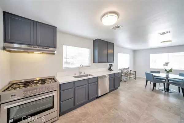 Van Nuys, CA 91406,17609 Covello ST