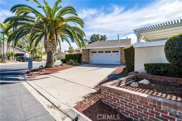 Lake Forest, CA 92630,24762 Sunset LN