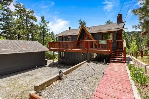 Big Bear Lake, CA 92315,39273 Peak LN