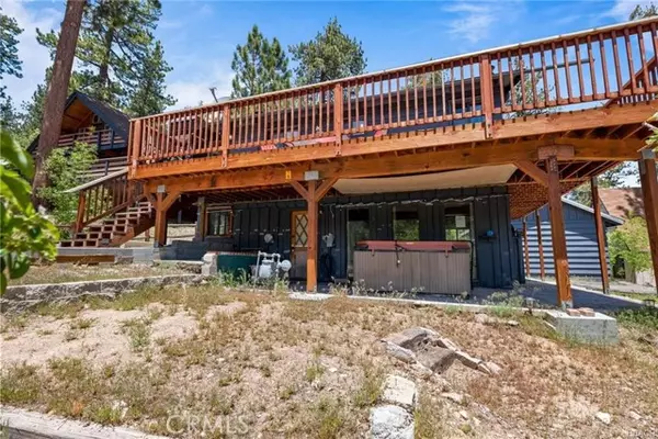 Big Bear Lake, CA 92315,39273 Peak LN