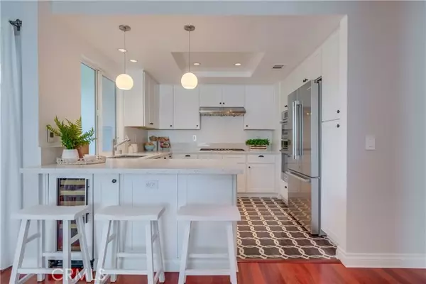 Corona Del Mar, CA 92625,497 Morning Canyon RD 6