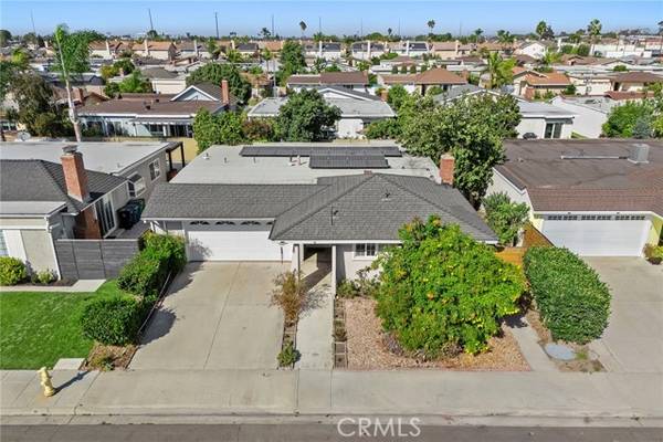 5801 Gloucester CIR, Westminster, CA 92683