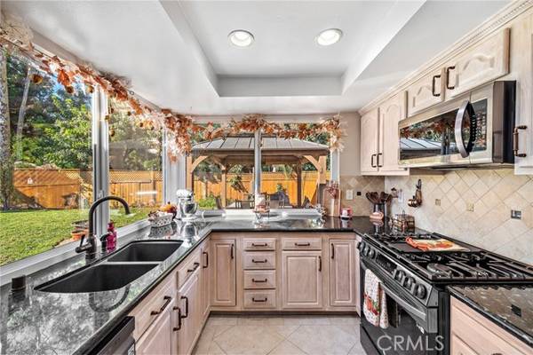 25711 Chrisanta DR, Mission Viejo, CA 92691