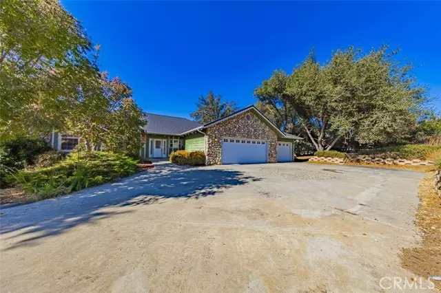 Ahwahnee, CA 93601,41282 Singing Hills CIR