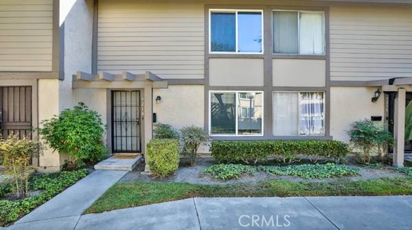 521 W Alton AVE 26, Santa Ana, CA 92707