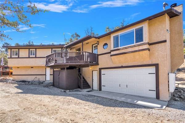 1897 Desert Front RD, Wrightwood, CA 92397