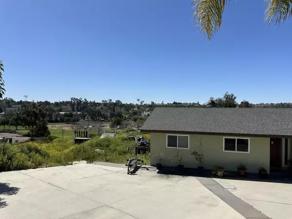 Vista, CA 92081,1450 Hedionda Ave.