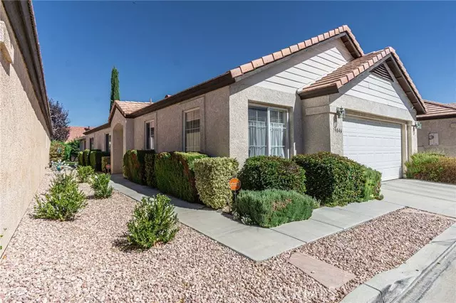 19046 Stoddard WAY, Apple Valley, CA 92308