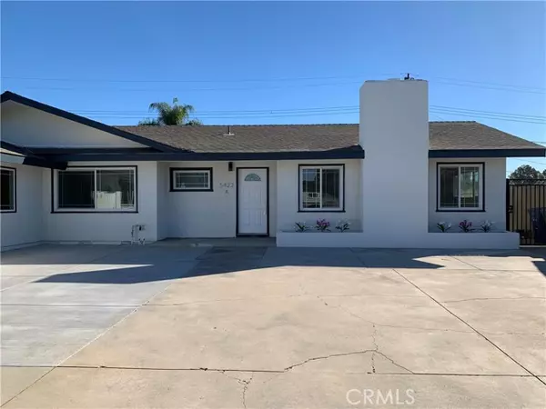 Buena Park, CA 90621,5422 Lockhaven DR A