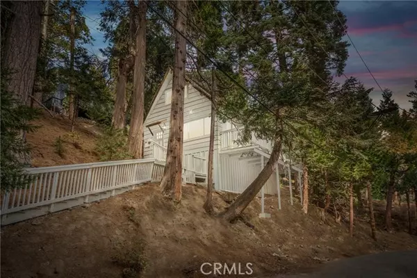 Lake Arrowhead, CA 92352,354 Hillside RD