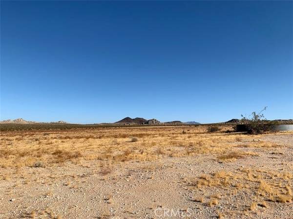 0 looneyville, Lucerne Valley, CA 92356