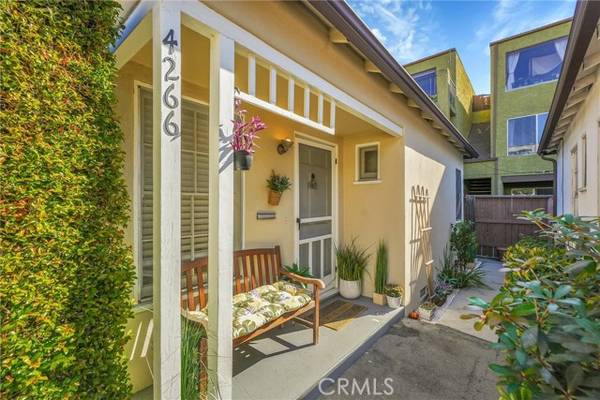 4266 Troost, Studio City, CA 91604