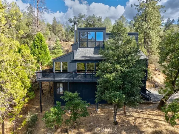 42893 Scenic DR, Oakhurst, CA 93644