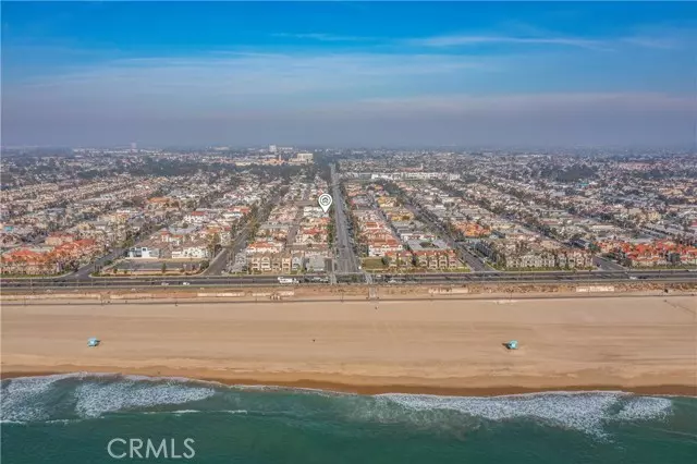 305 17th ST, Huntington Beach, CA 92648