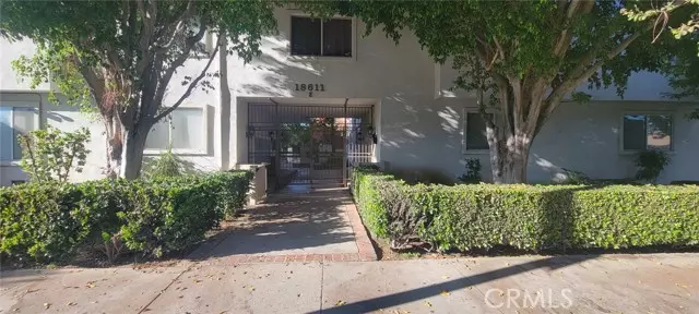 18611 Collins ST E33, Tarzana, CA 91356