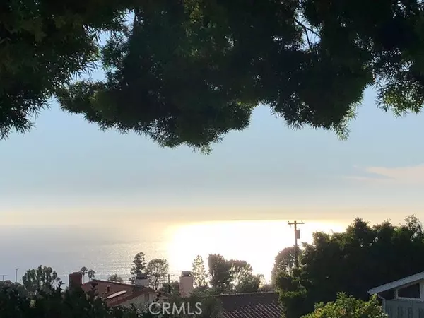 Rancho Palos Verdes, CA 90275,6846 Abbottswood DR