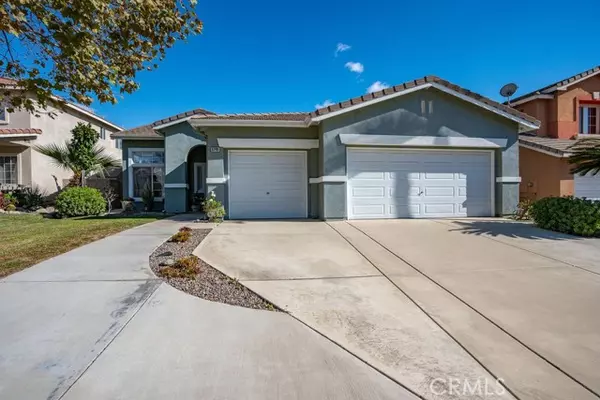 6749 Regal Park DR, Fontana, CA 92336