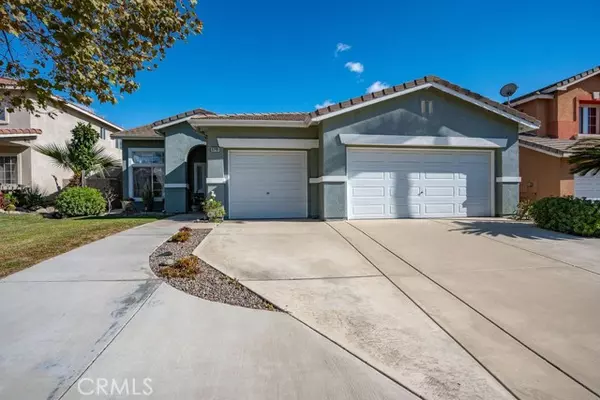 6749 Regal Park DR, Fontana, CA 92336