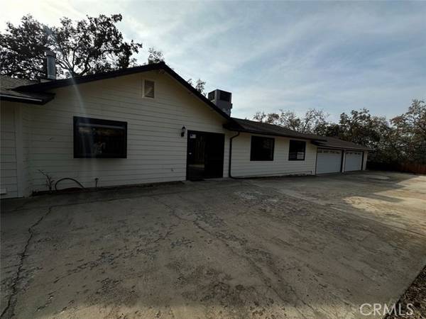 32162 Maranatha DR, North Fork, CA 93643