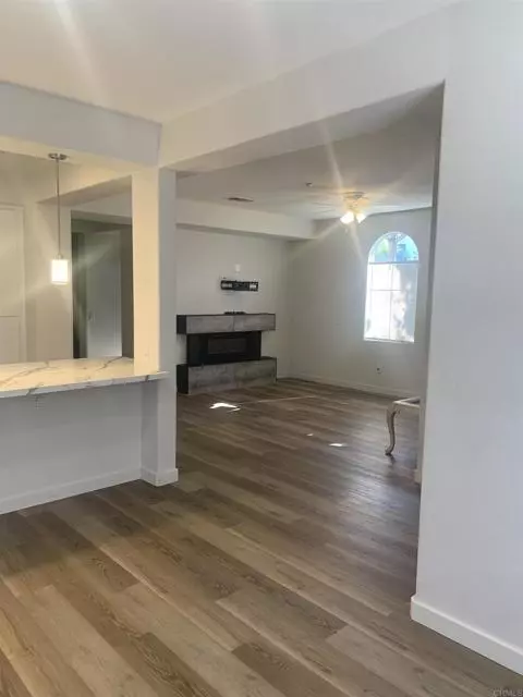 7855 Via Montebello 6, San Diego, CA 92129