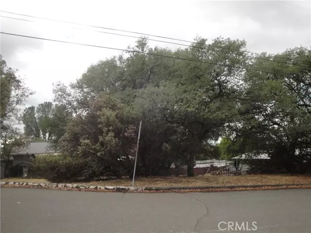 5020 Royal Oaks DR, Oroville, CA 95966