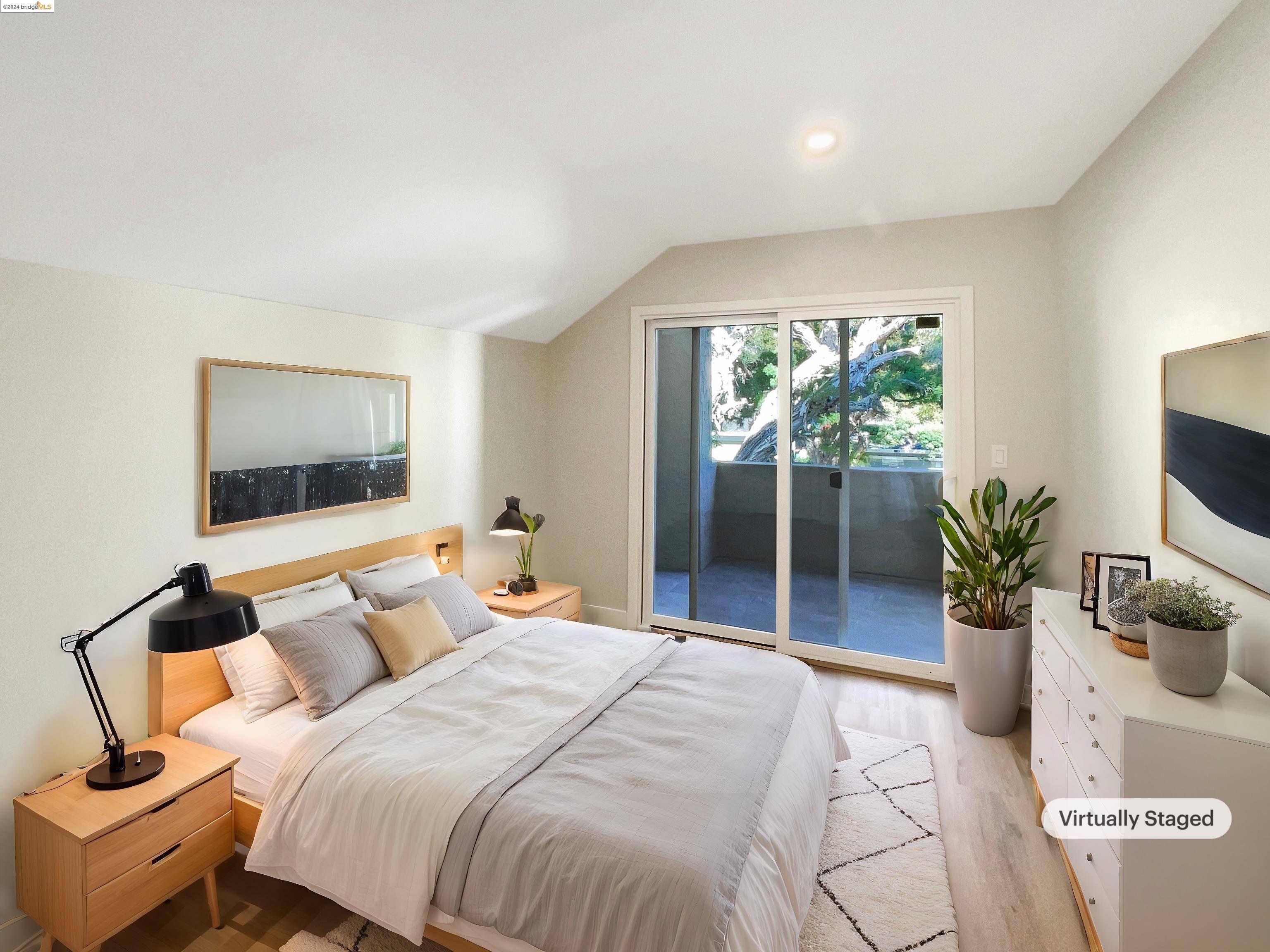 Los Gatos, CA 95032,106 Birch Wood Ct