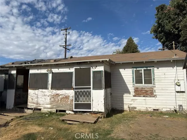 488 W Marengo AVE, Shafter, CA 93263