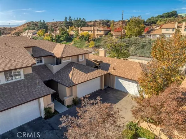 Saugus, CA 91390,22832 Banyan PL 24