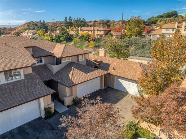 22832 Banyan PL 24, Saugus, CA 91390