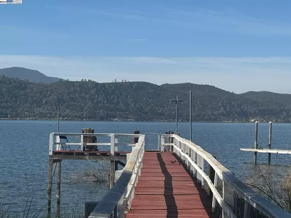 Clearlake, CA 95422,13955 Lakeshore Dr