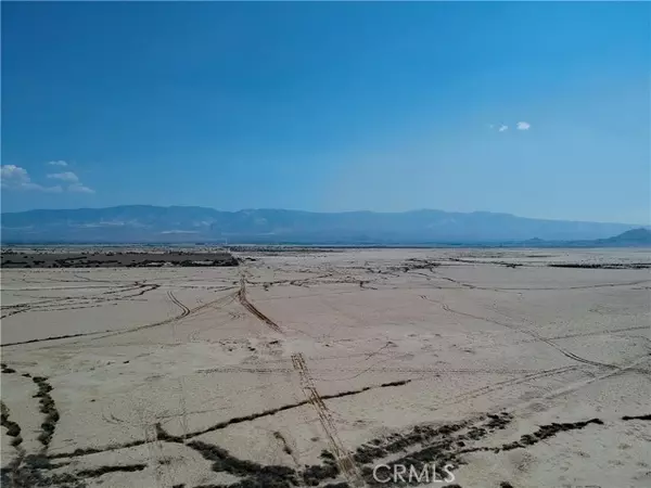 Lucerne Valley, CA 92356,0 1 Meridian RD